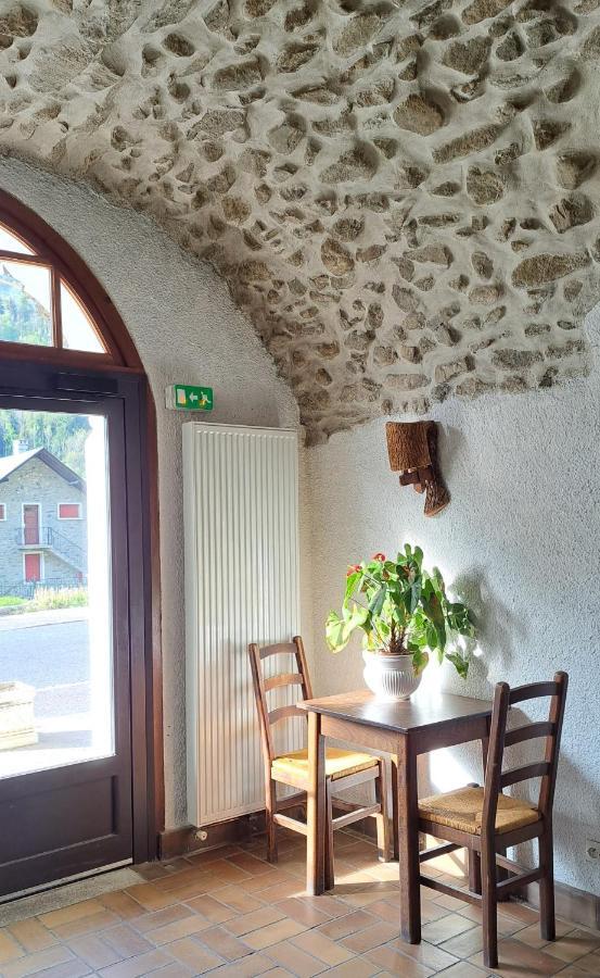 Auberge Du Glandon Saint-Colomban-des-Villards Εξωτερικό φωτογραφία